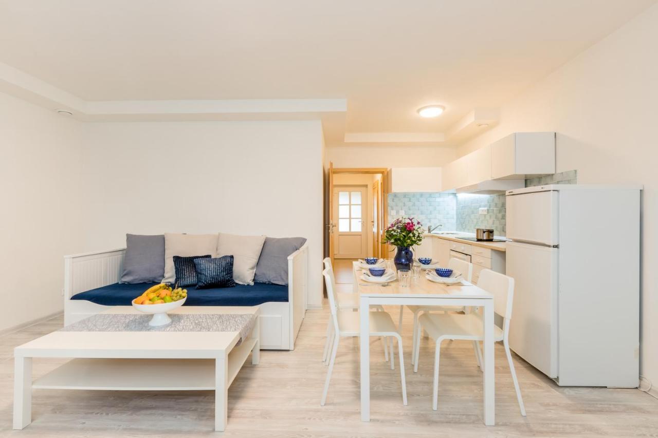 Apartmany Jedovary Trhove Sviny Экстерьер фото